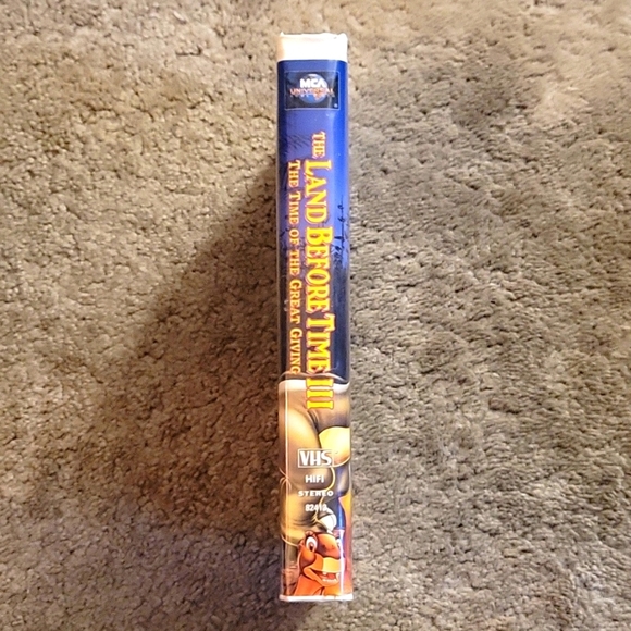 The Land Before Time III VHS - Picture 3 of 5